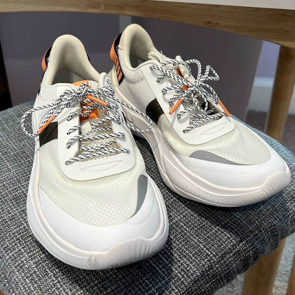 Sorel Explorer Blitz Leisure Sneaker White Size 7.5